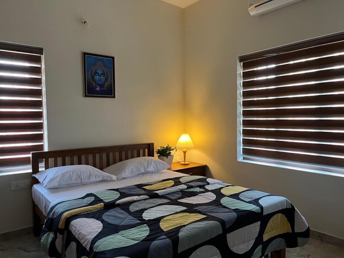Solomon Apartments,Alappuzha Beach. Luaran gambar
